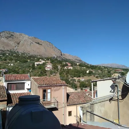 Casa Levante Castelbuono (Sicily)