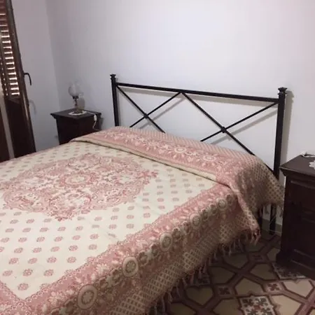 Casa Levante * Castelbuono (Sicily)